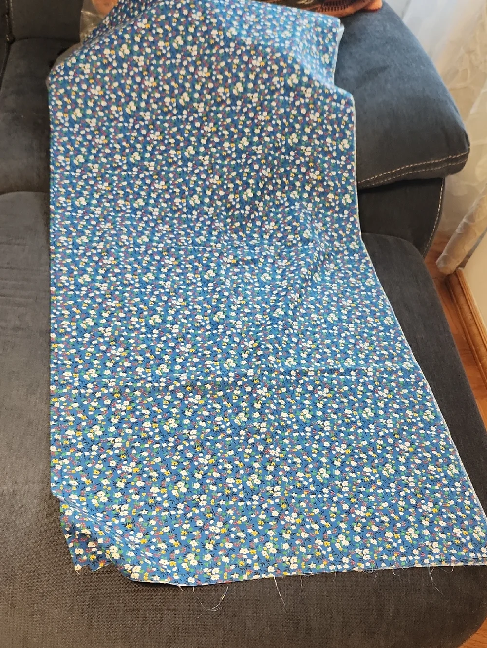 Ditsy Blue Floral Cotton Fabric 96